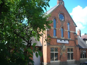 thumb_clyde-hall-photo-summer-2014_1024